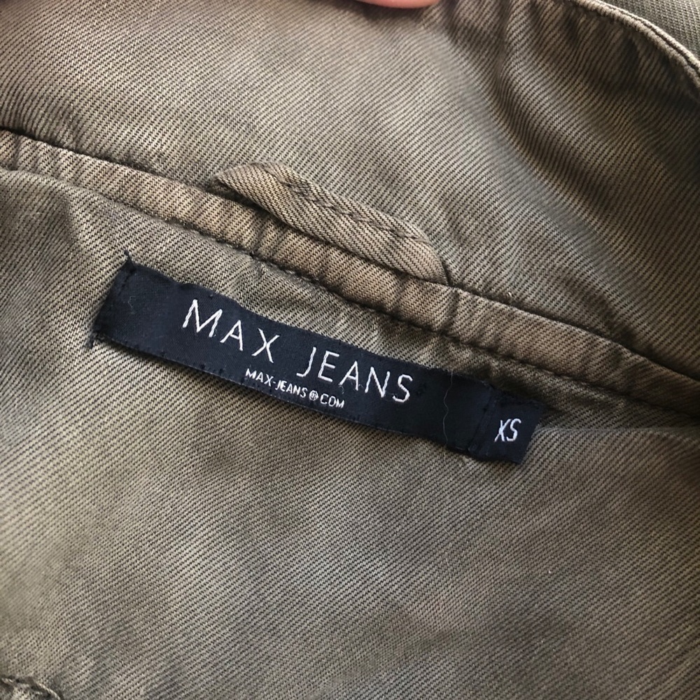 Women’s light weight utility jacket - Picture 3 of 10